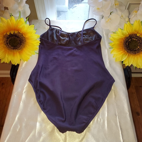 💙 Navy blue Calvin Klein one piece swimsuit 🏊‍♂️ - Picture 4 of 7